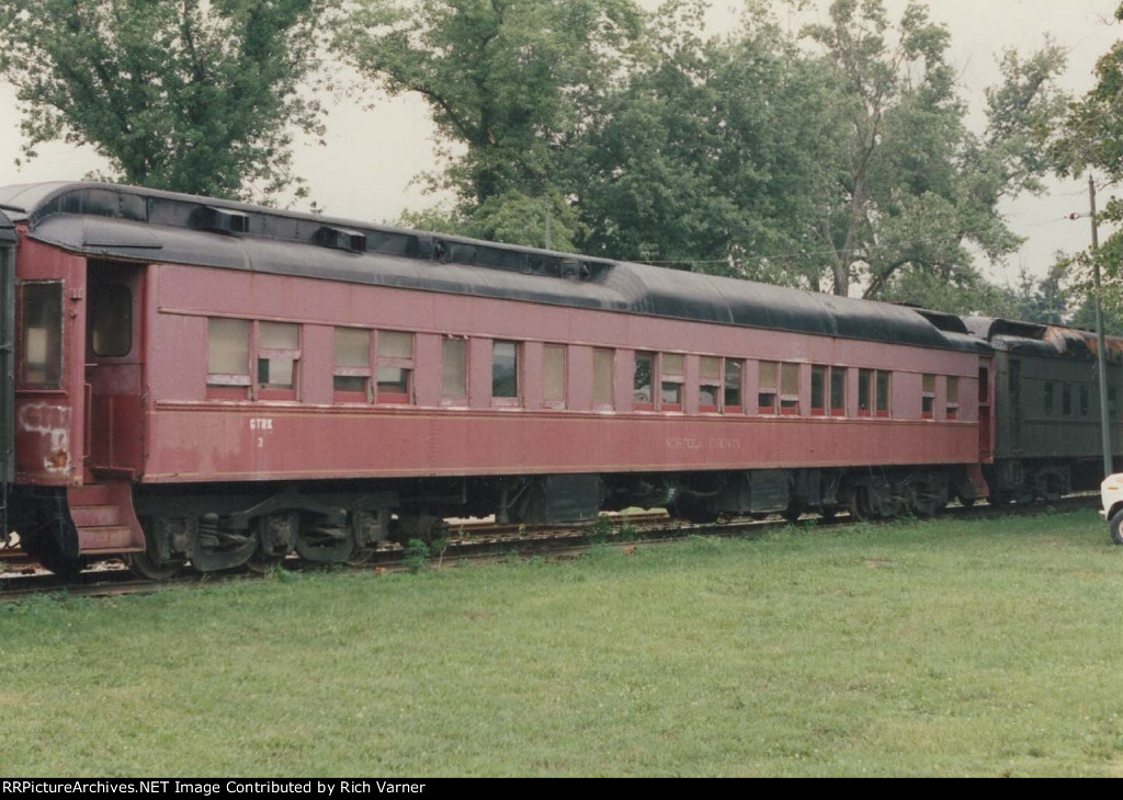 Grand Trunk RR "Norfolk County" Coach #?